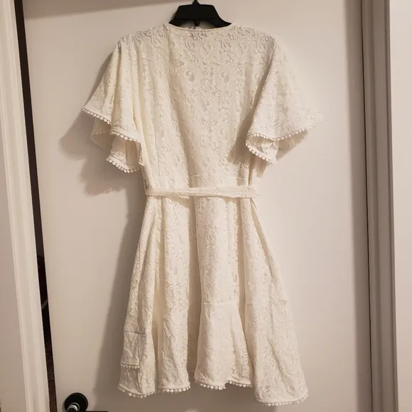 🆕 City Chic NEW Plus 16 1X Sweet Love Ivory Lace Ruffled Wrap Dress Wedding