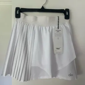 ALO Yoga White Women's Skirt
