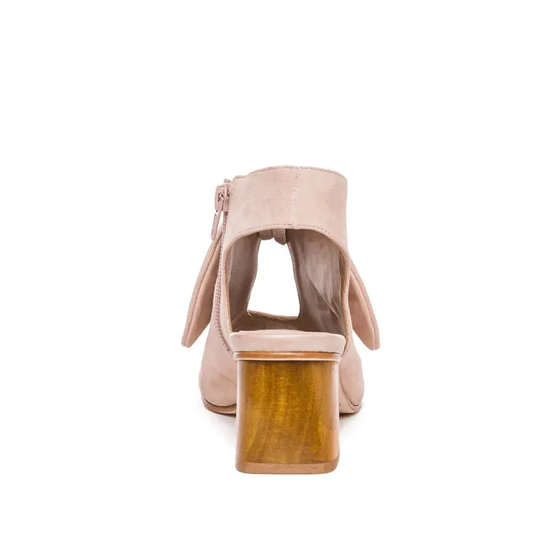 BERNARDO LIZZIE BOOTIE SANDAL IN BLUSH SUEDE