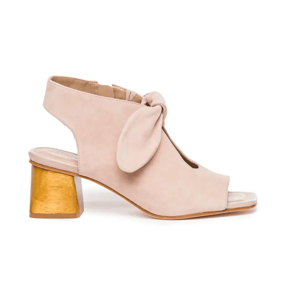 BERNARDO LIZZIE BOOTIE SANDAL IN BLUSH SUEDE