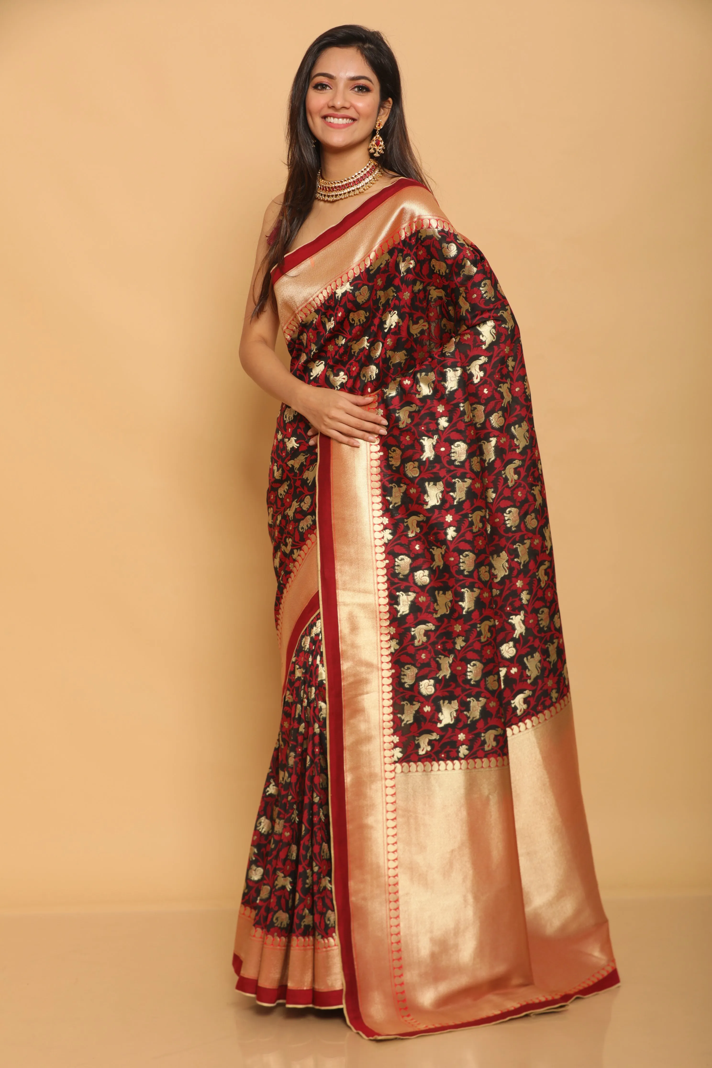 Black Shikargaah Benarasi Silk Saree