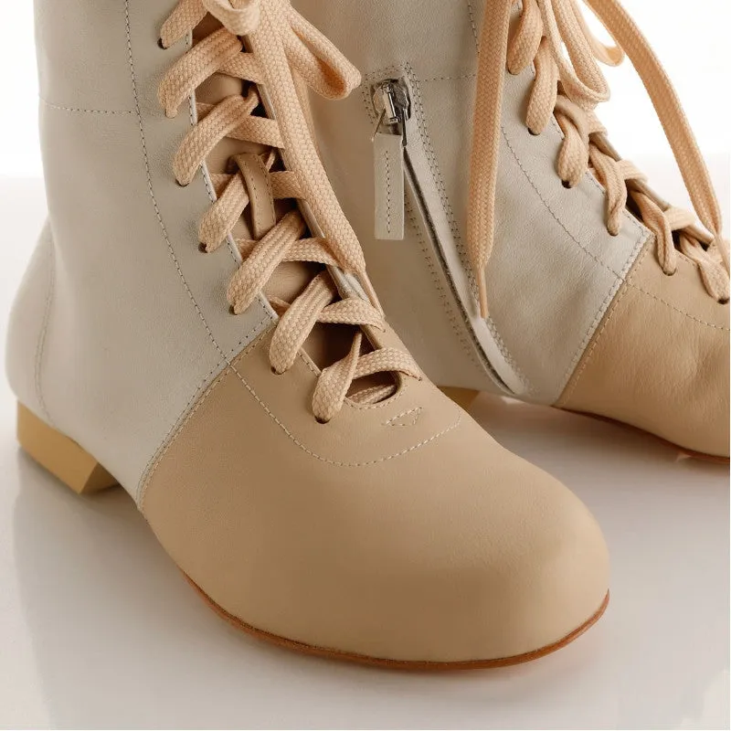 Booties / Beige & Cream