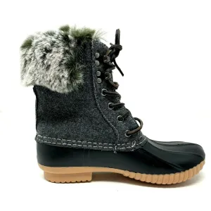 Brand new Report Ursela Black & Grey Lace Up Ultra Soft Faux Fur Duck Boots Women's Size 6.5! Would Fit Youth Size 4.5! Retails $93 