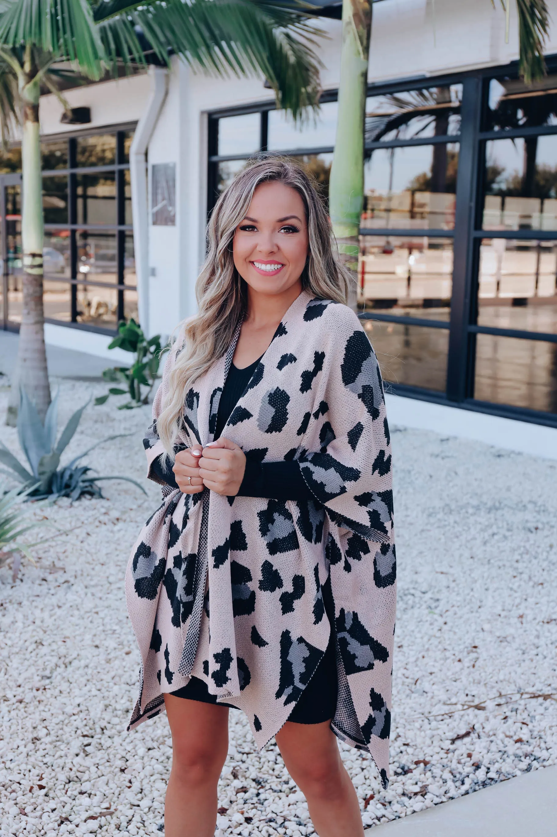 Calla Open Front Leopard Kimono - Tan