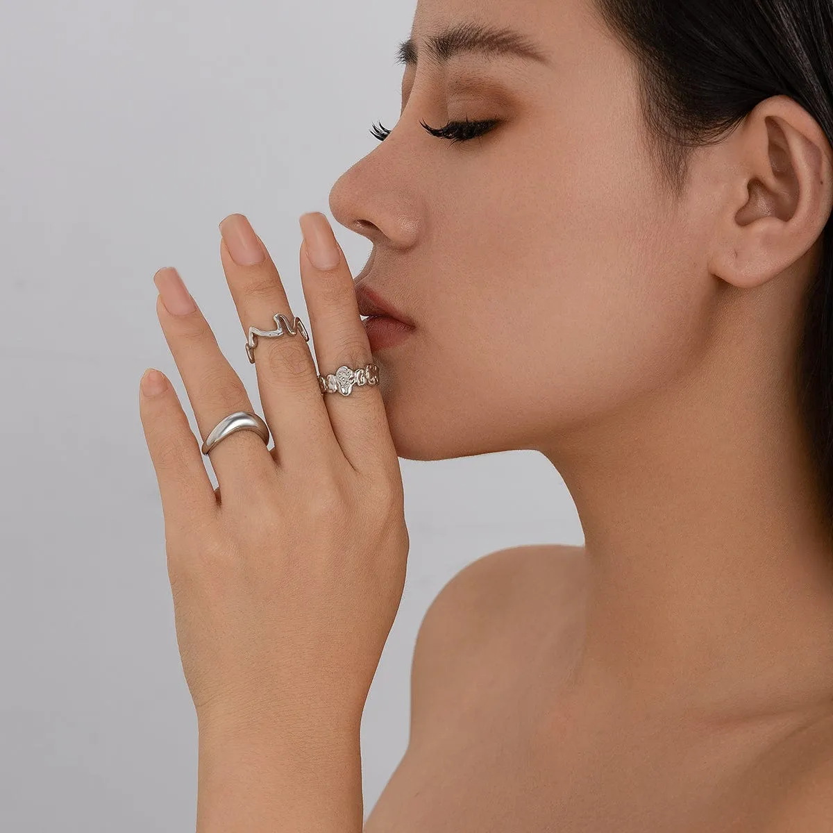 Chic Gold Silver Tone Hammered Ring Set