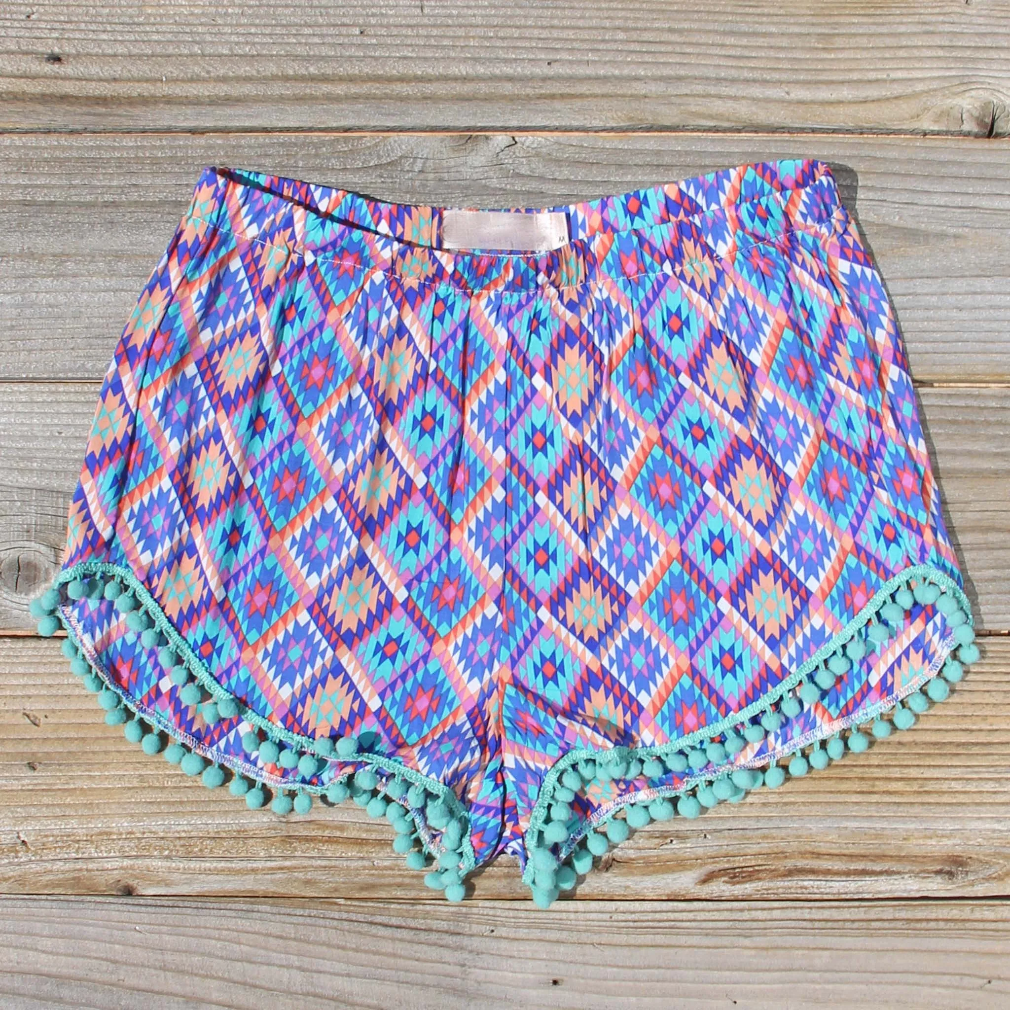 Cloud Break Native Shorts in Sky