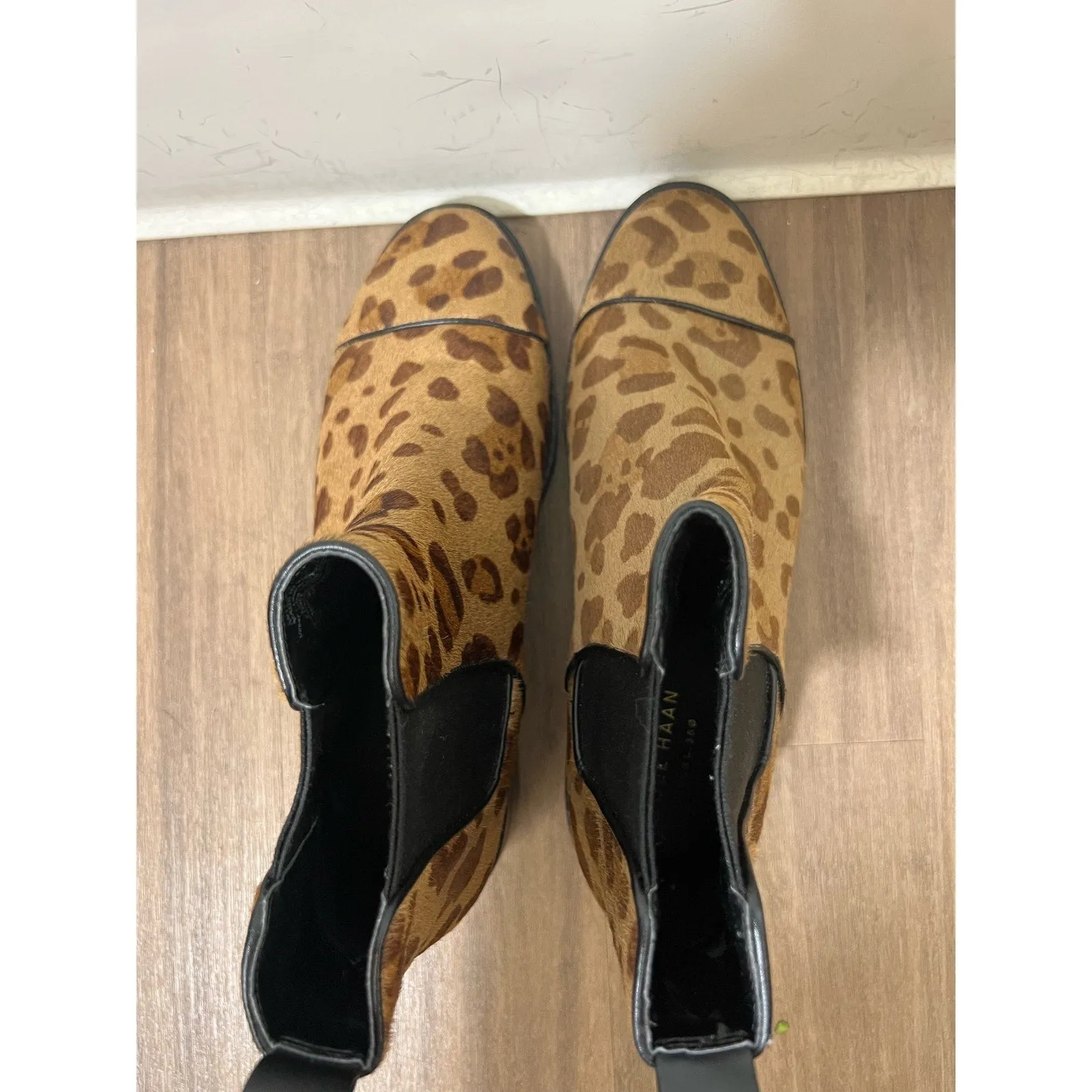 Cole Haan Calf Hair Chetaah Booties Sz 7B