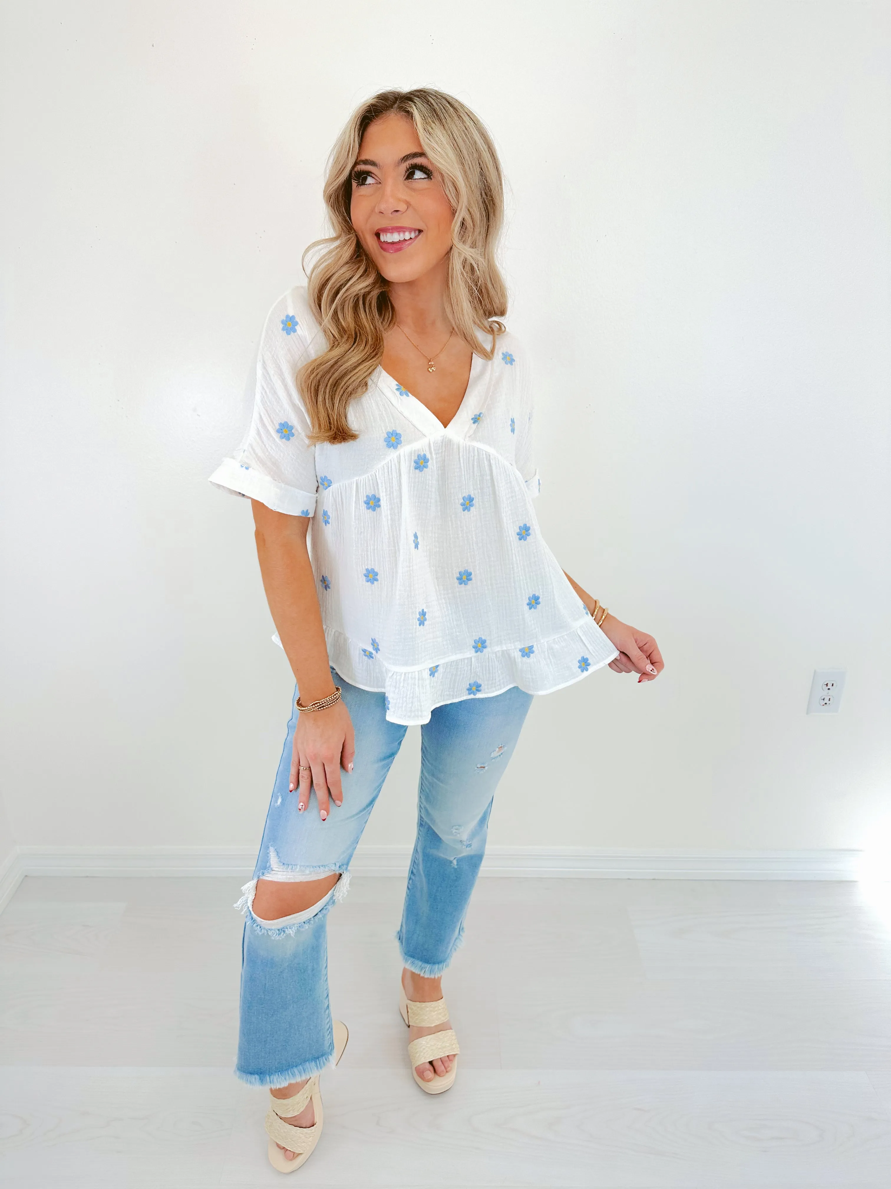 Darling Daisy Embroidered Top - White