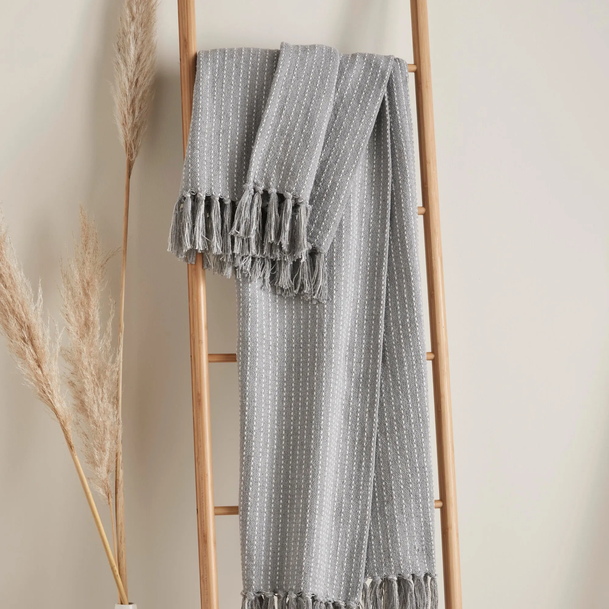 Drift Home Quinn Throw - Grey