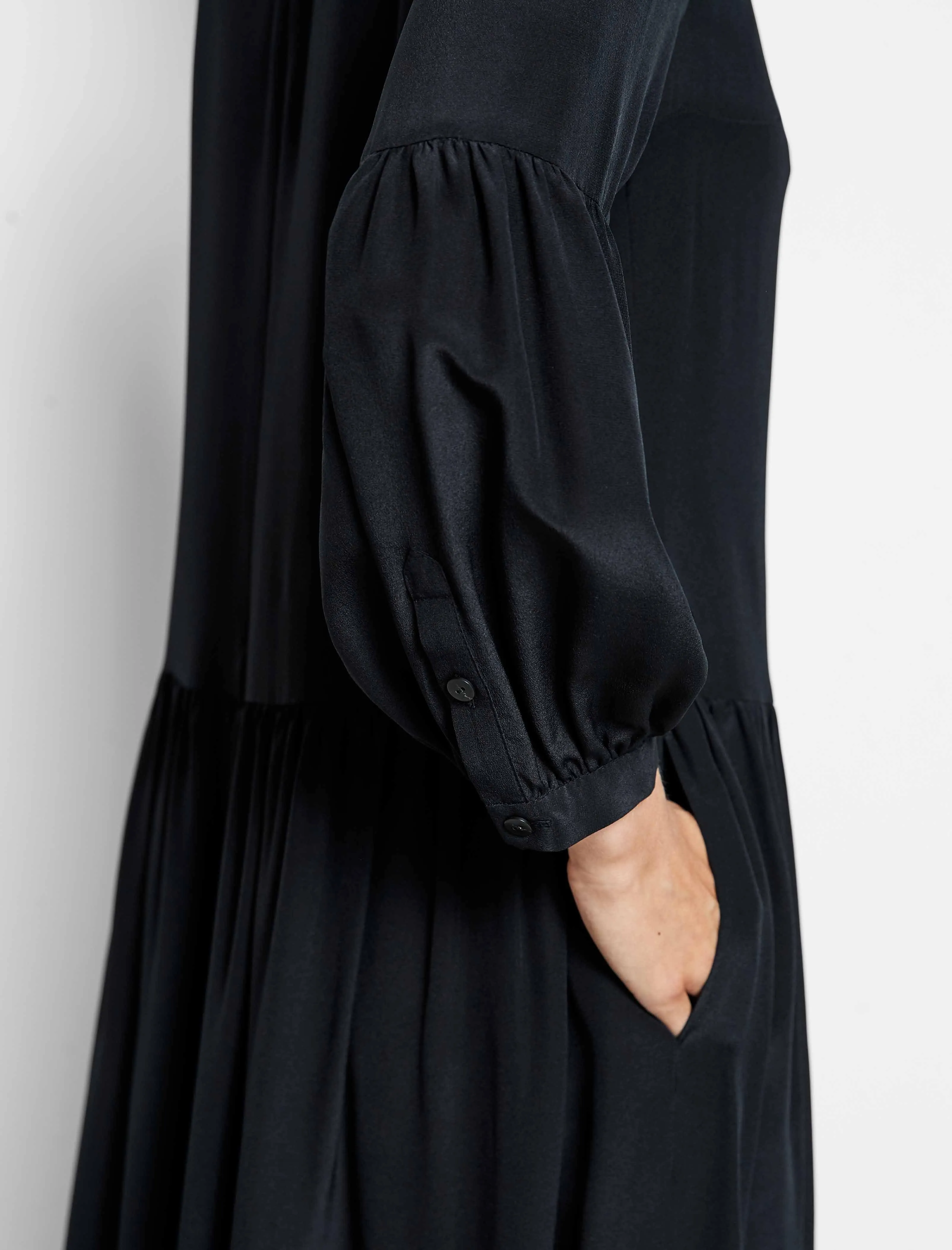 Effie Silk Drop Waist Blouson Sleeve Dress - Black