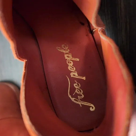 Free People Charm Burnt Orange Suede Leather Western Double V Ankle Booties Sz38