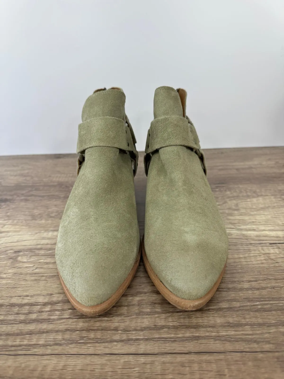 FRYE RAY HARNESS SUEDE  BOOTIES