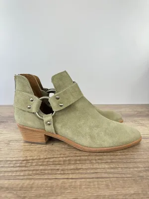 FRYE RAY HARNESS SUEDE  BOOTIES