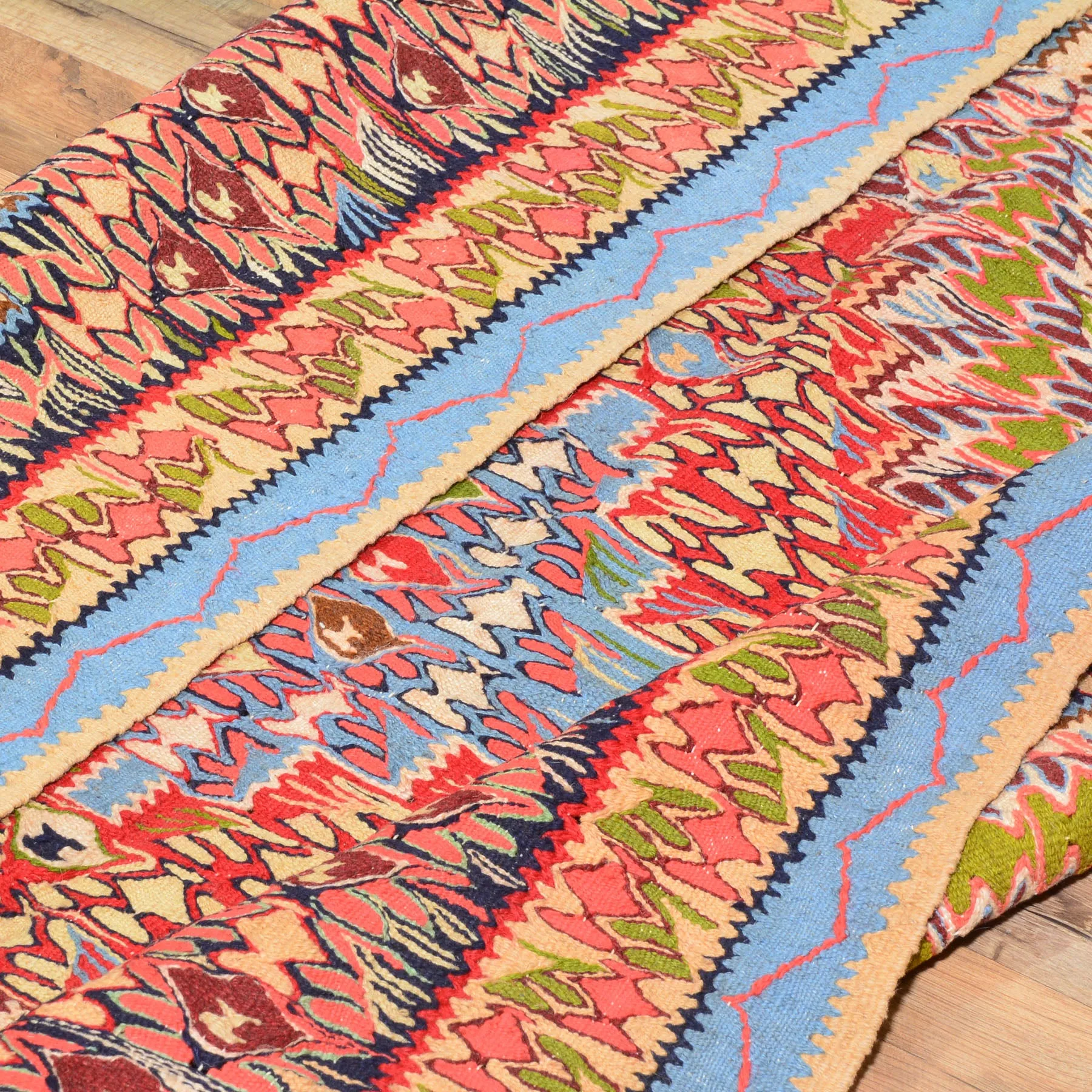 Hand-Woven Persian Sennah Kilim Geometric Design Wool Rug (Size 4.3 X 5.0) Cwral-3132
