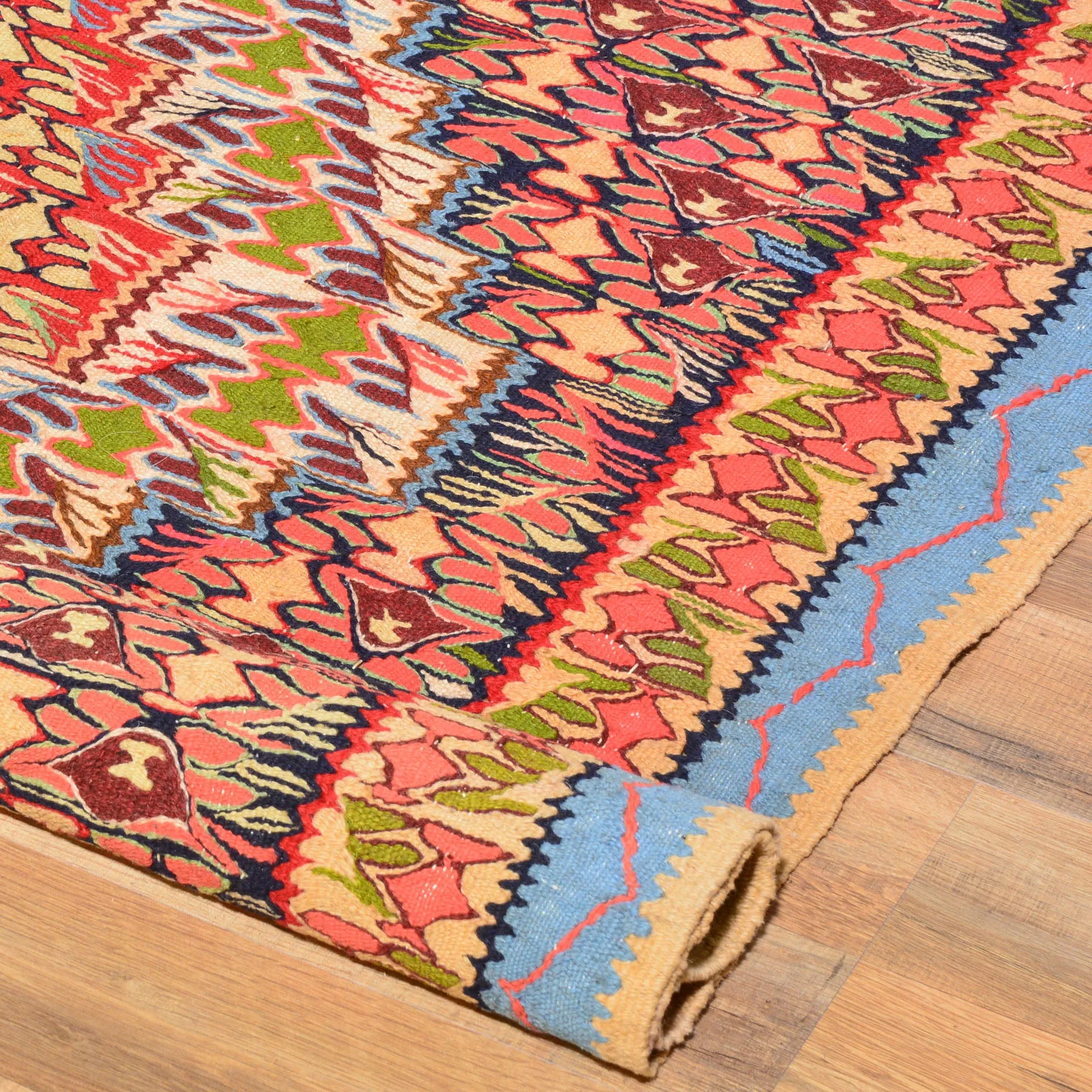 Hand-Woven Persian Sennah Kilim Geometric Design Wool Rug (Size 4.3 X 5.0) Cwral-3132