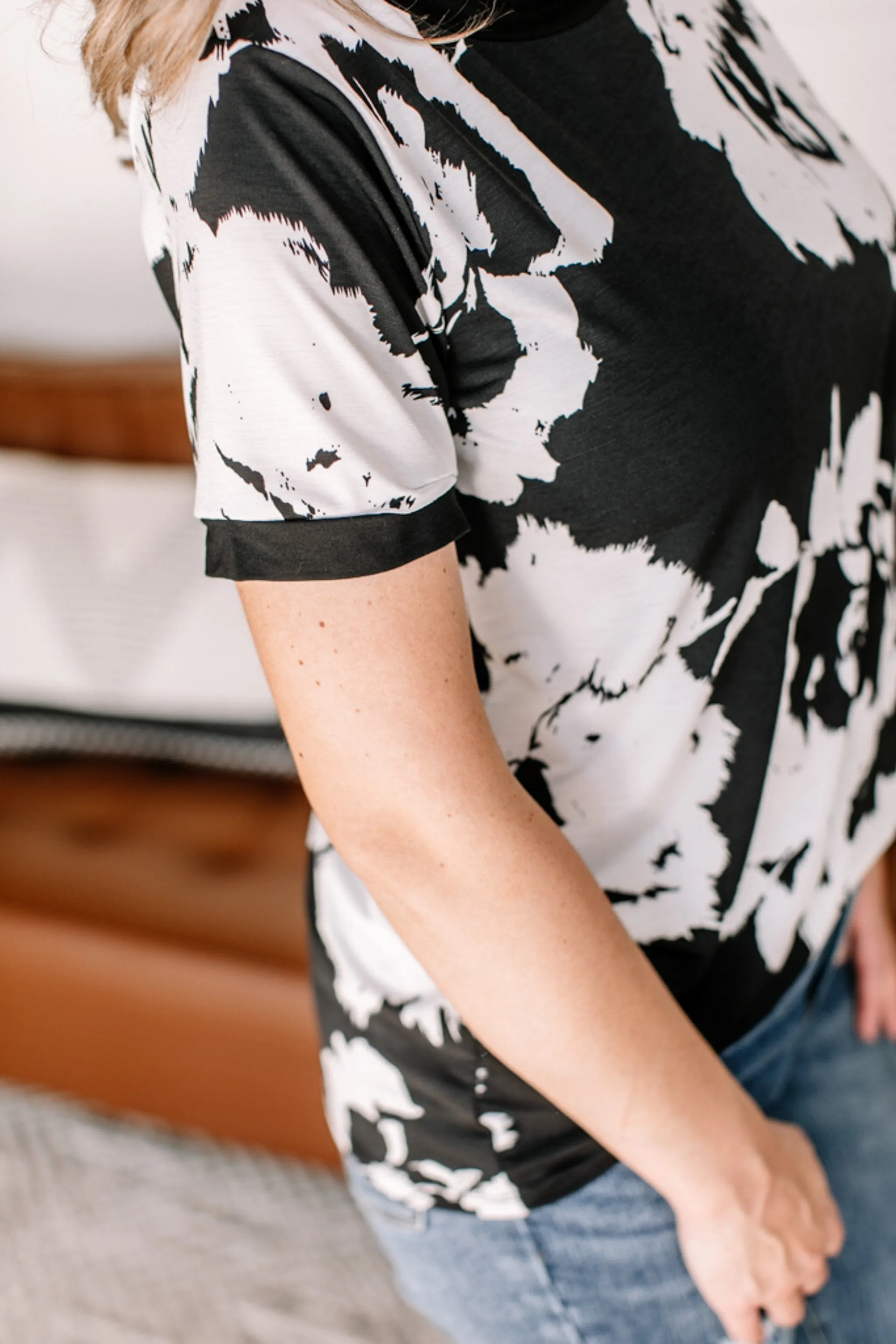 It's All Abstract To Me Black & Ivory Floral Tee