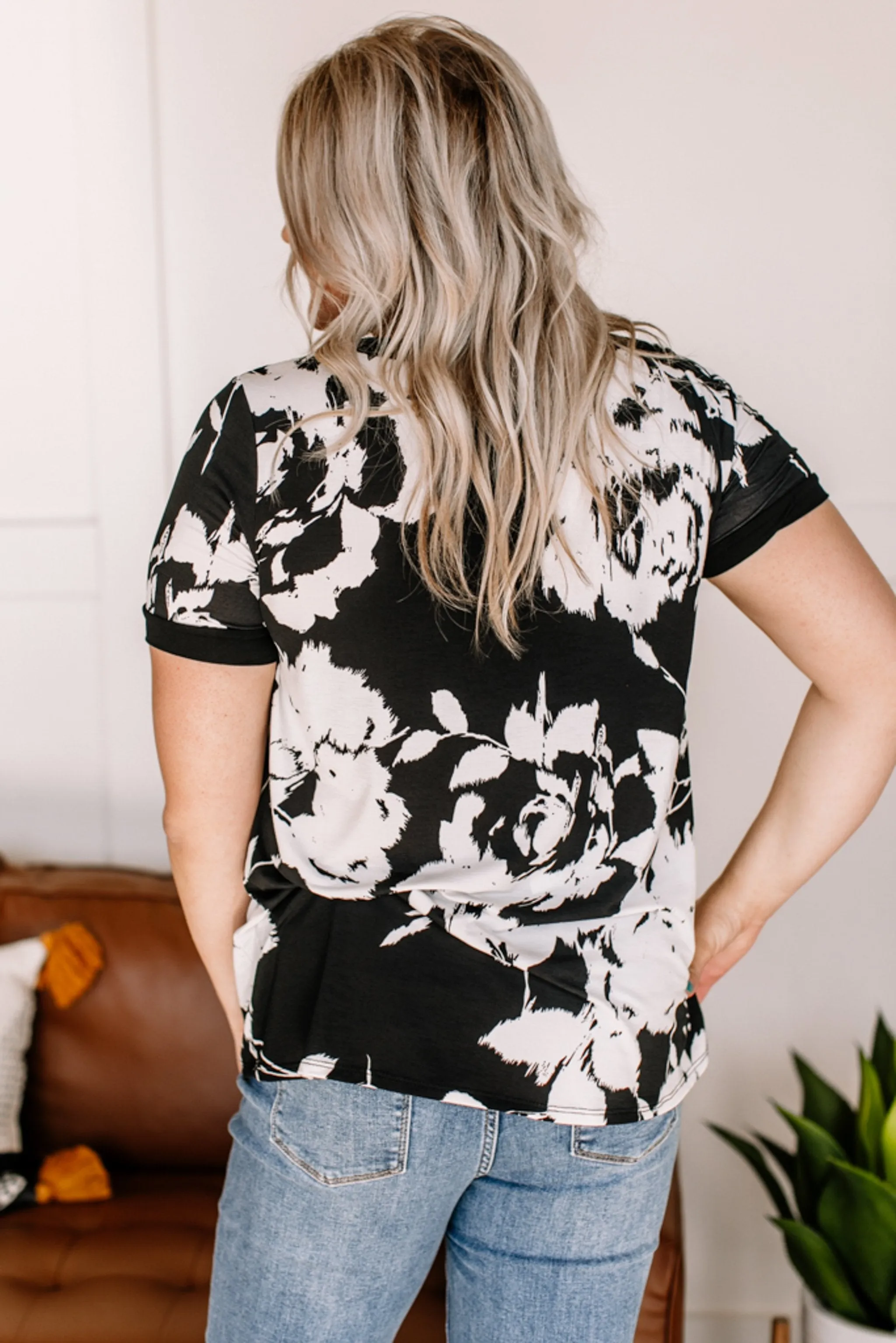 It's All Abstract To Me Black & Ivory Floral Tee