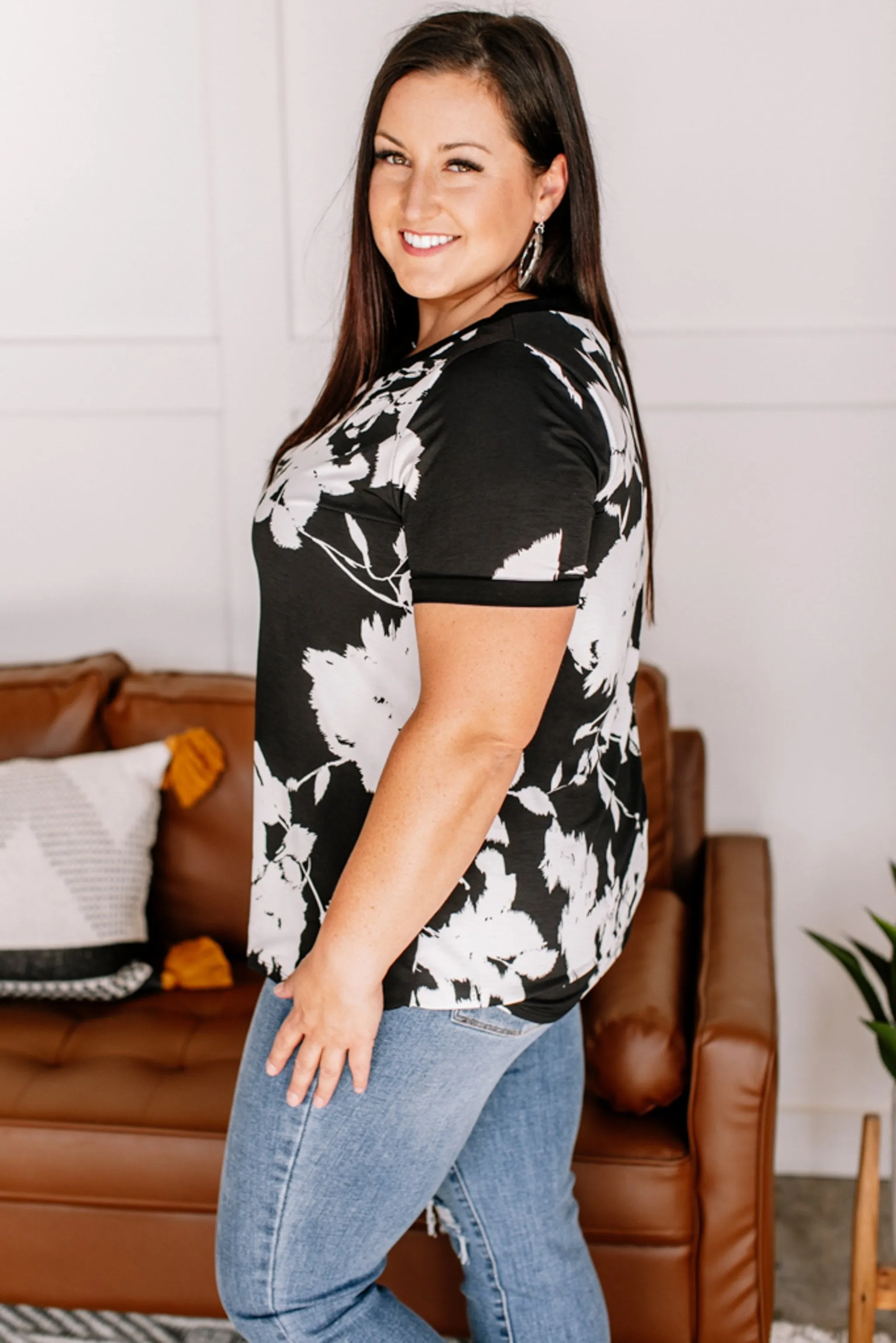It's All Abstract To Me Black & Ivory Floral Tee