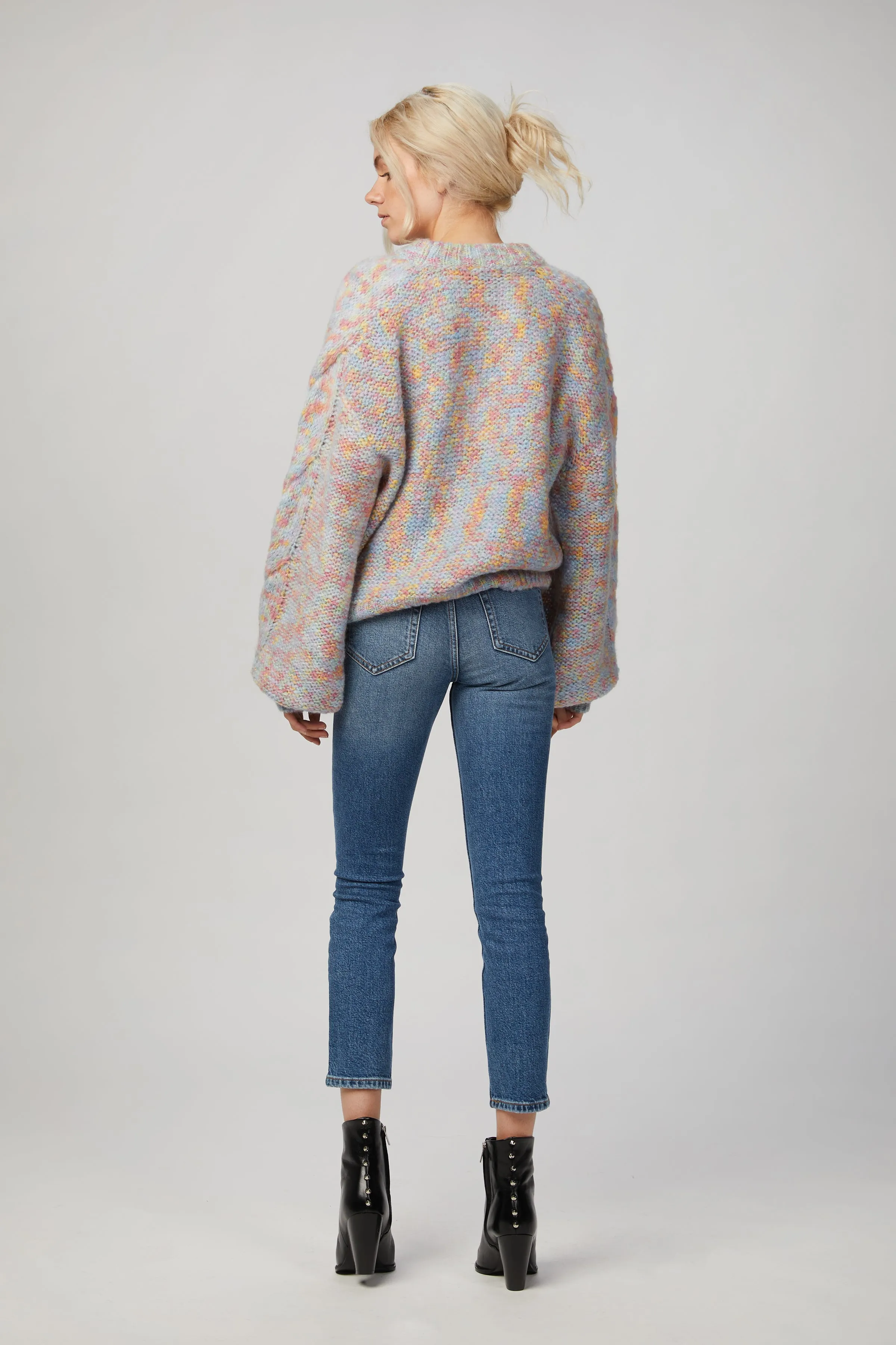 JONAH KNIT
