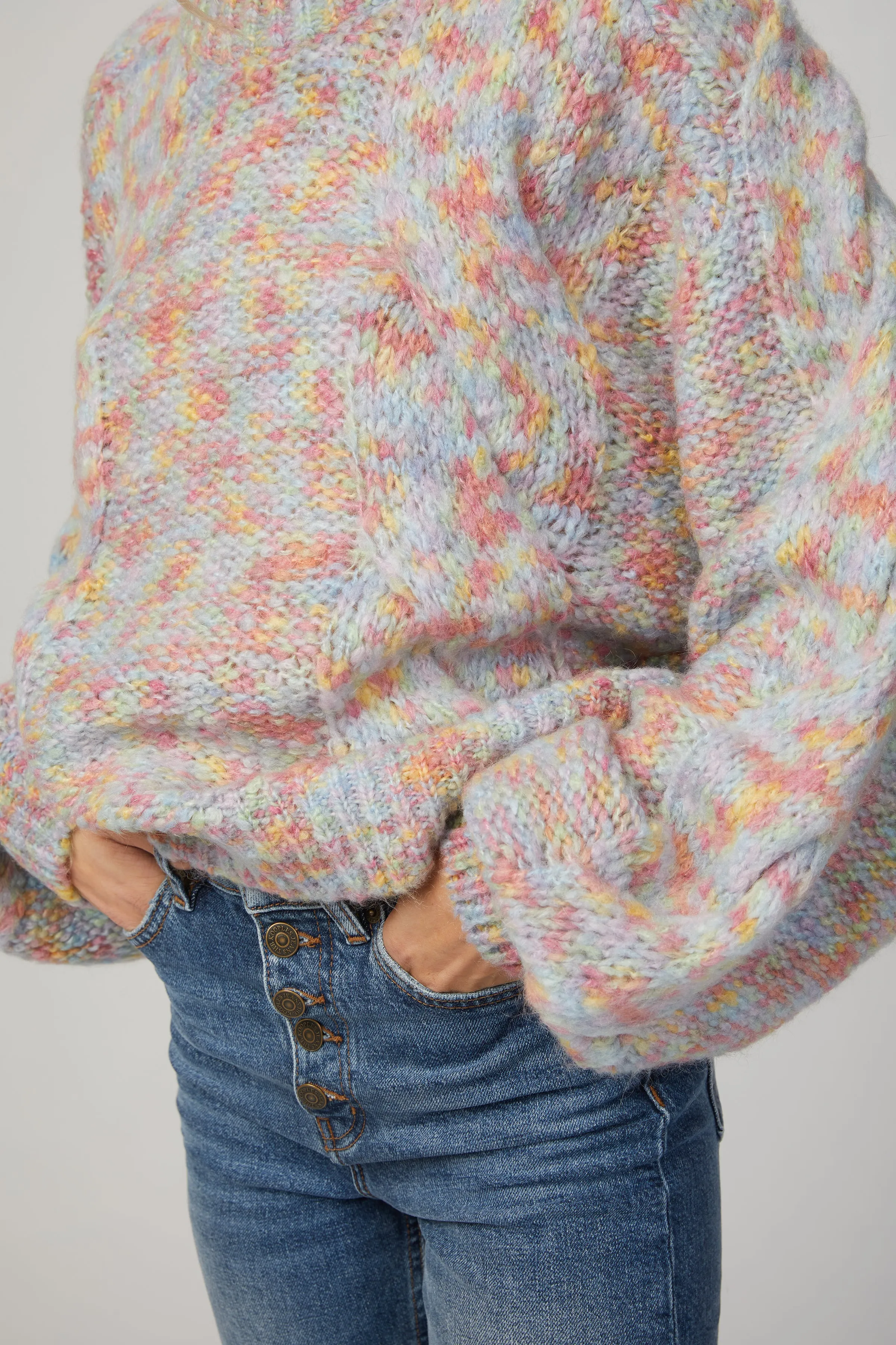 JONAH KNIT