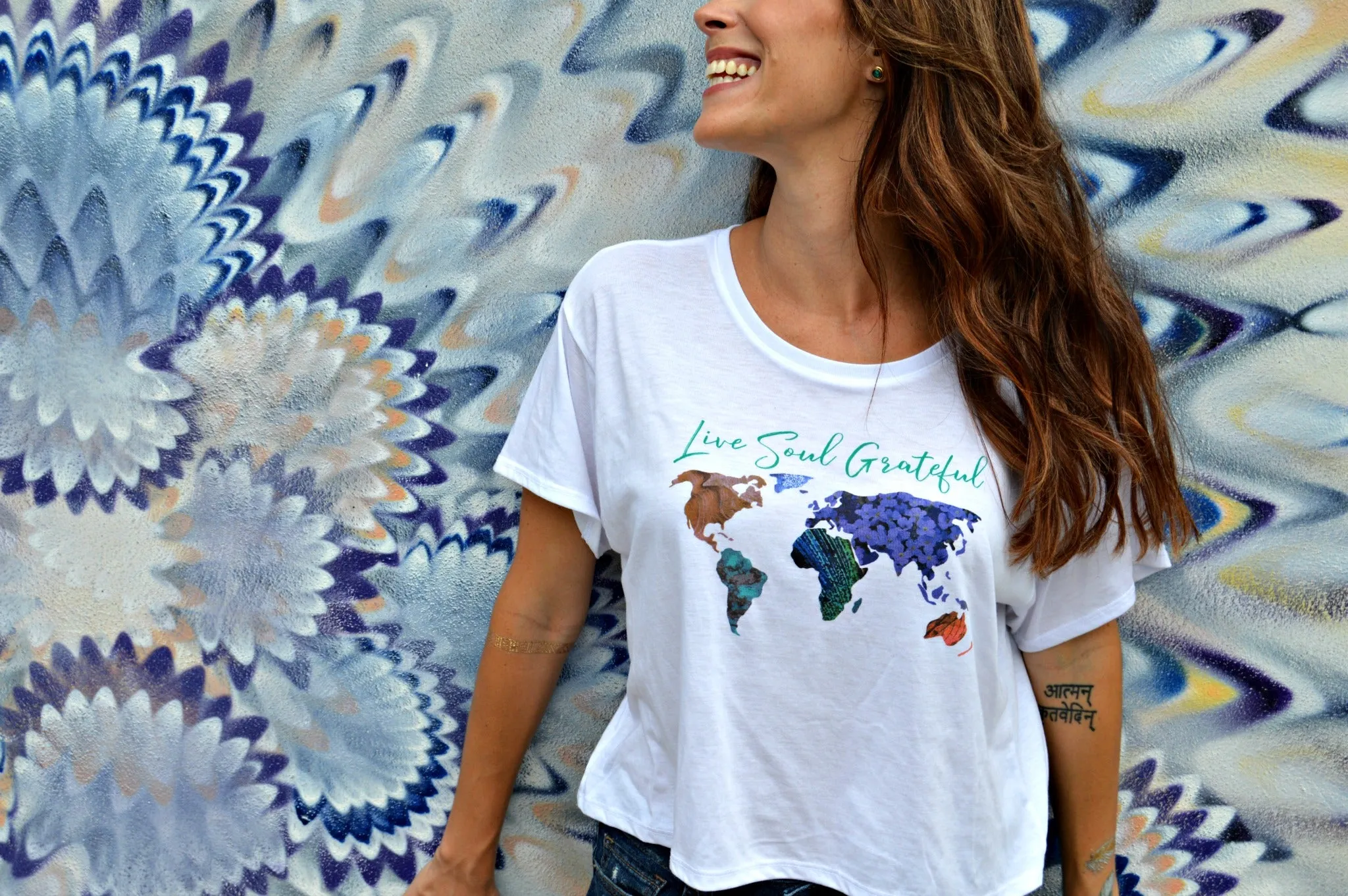Live Soul Grateful Flowy Tee