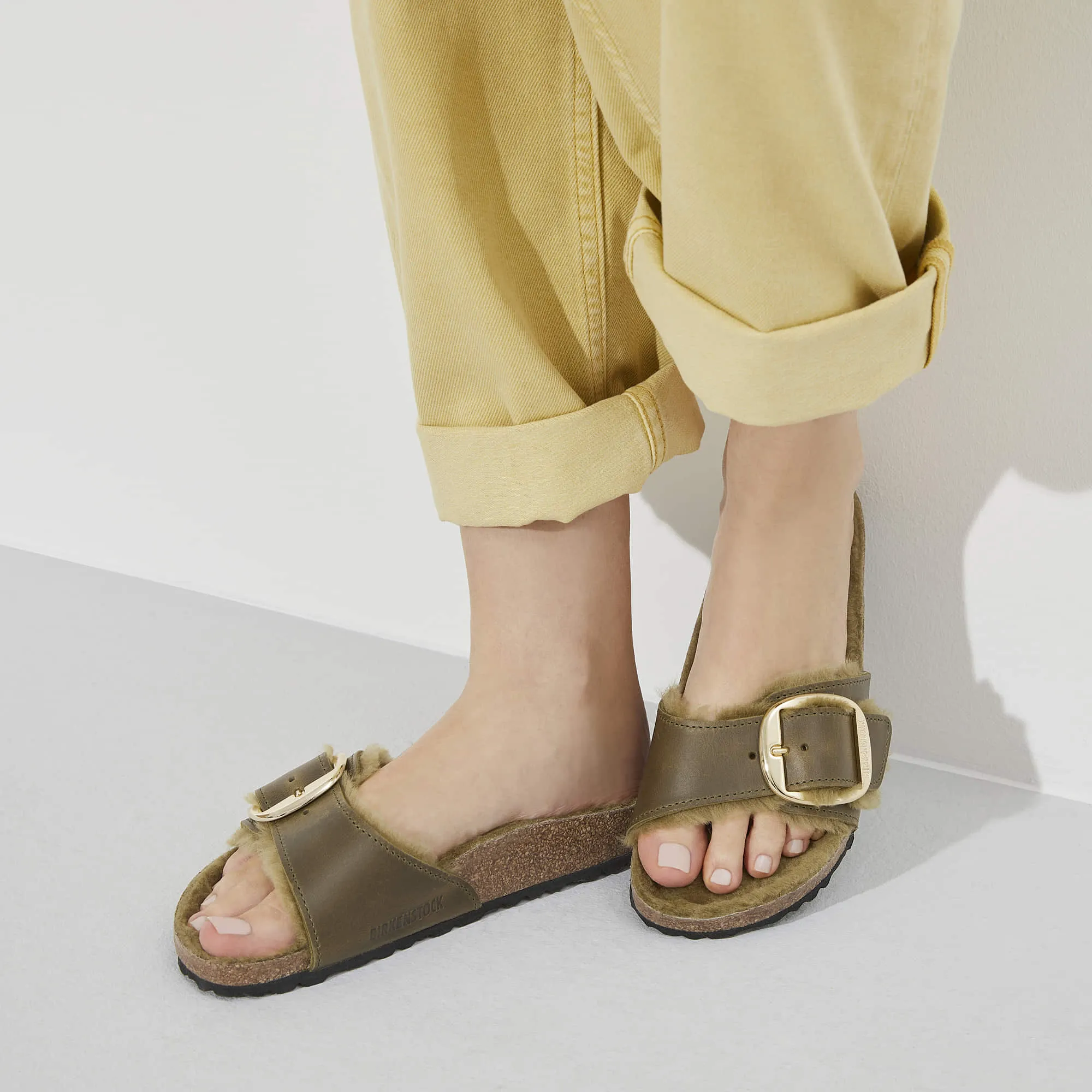 Madrid Big Buckle Oiled Leather