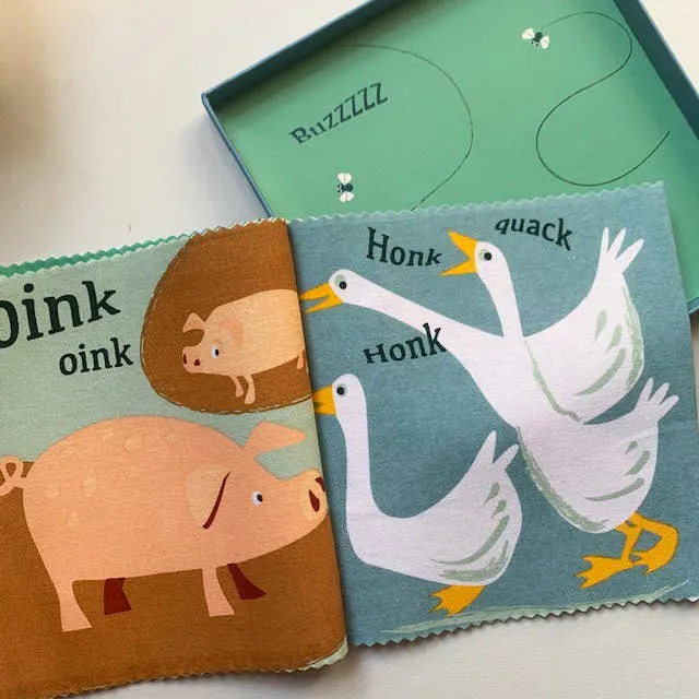 Noisy Farmyard Rag Book