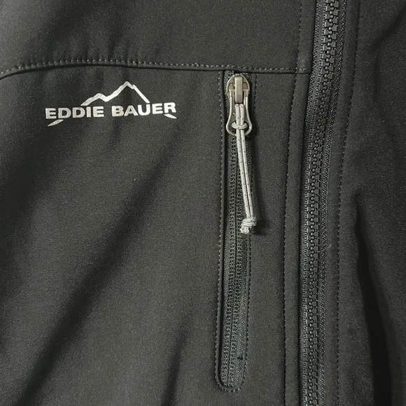 NWT Eddie Bauer Soft Shell Jacket Coat Black Fall Hiking Size Small