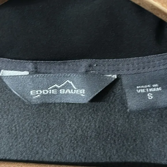 NWT Eddie Bauer Soft Shell Jacket Coat Black Fall Hiking Size Small