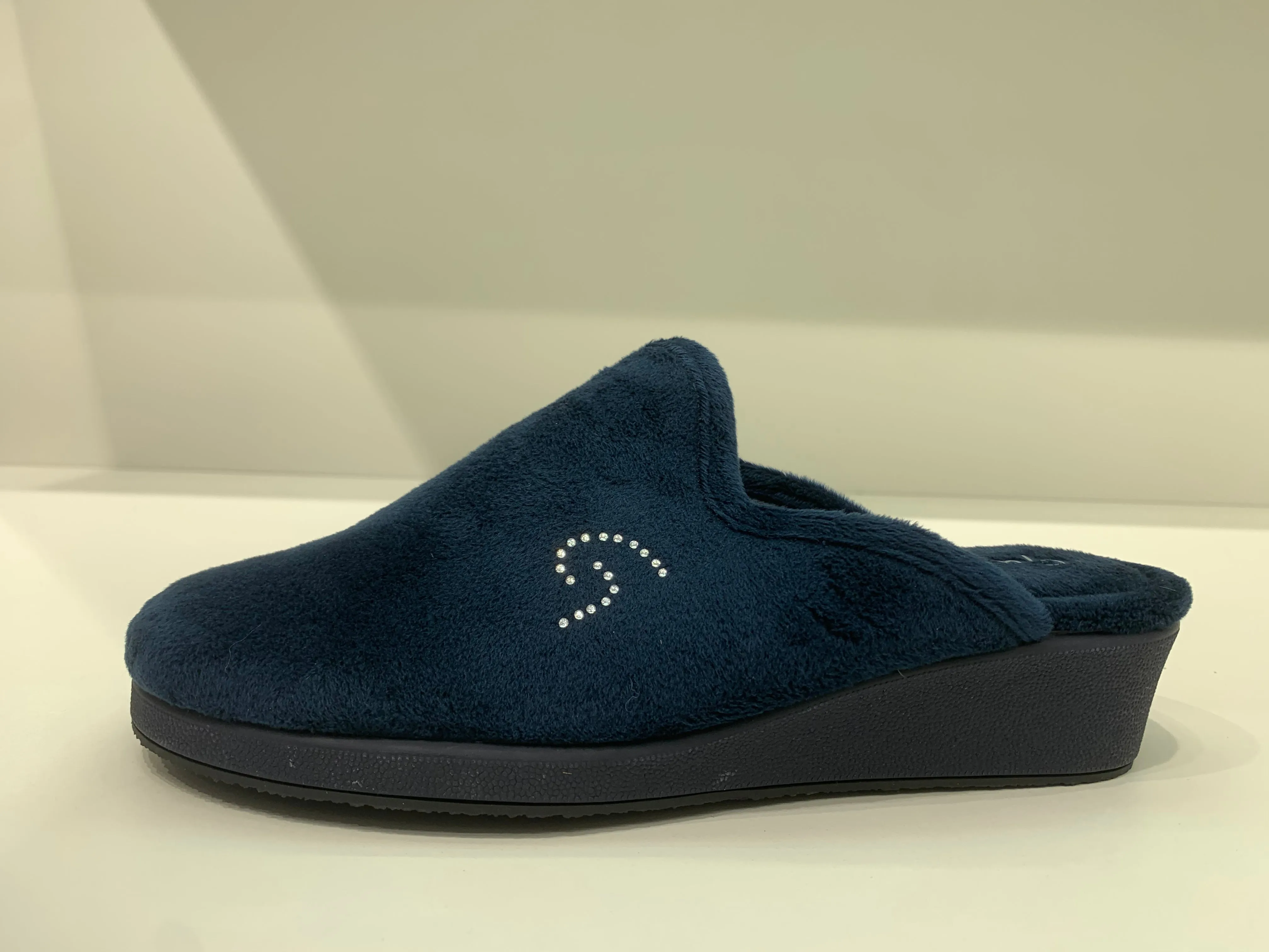 PLUSH NAVY HAVEN