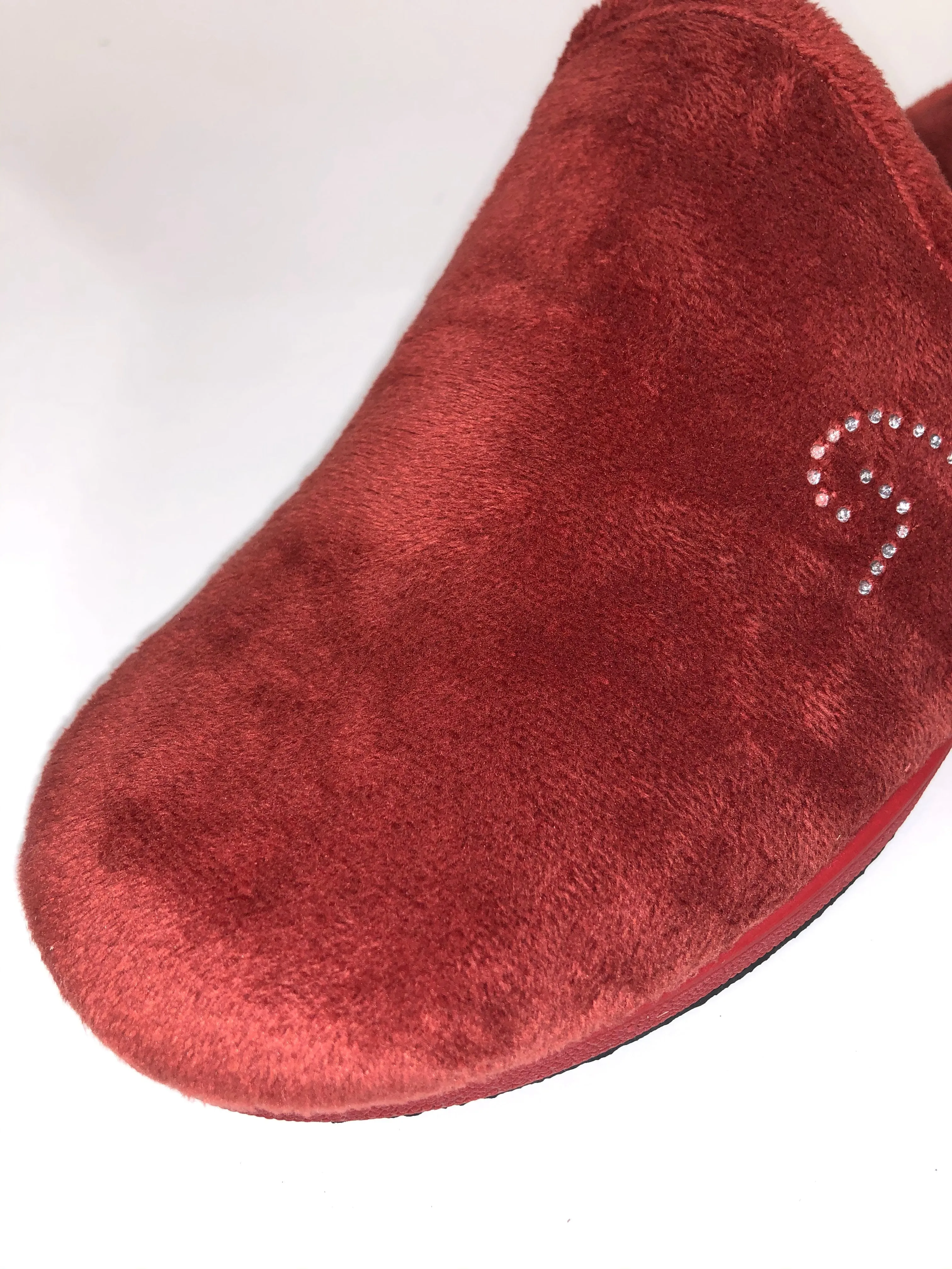 PLUSH RED HAVEN