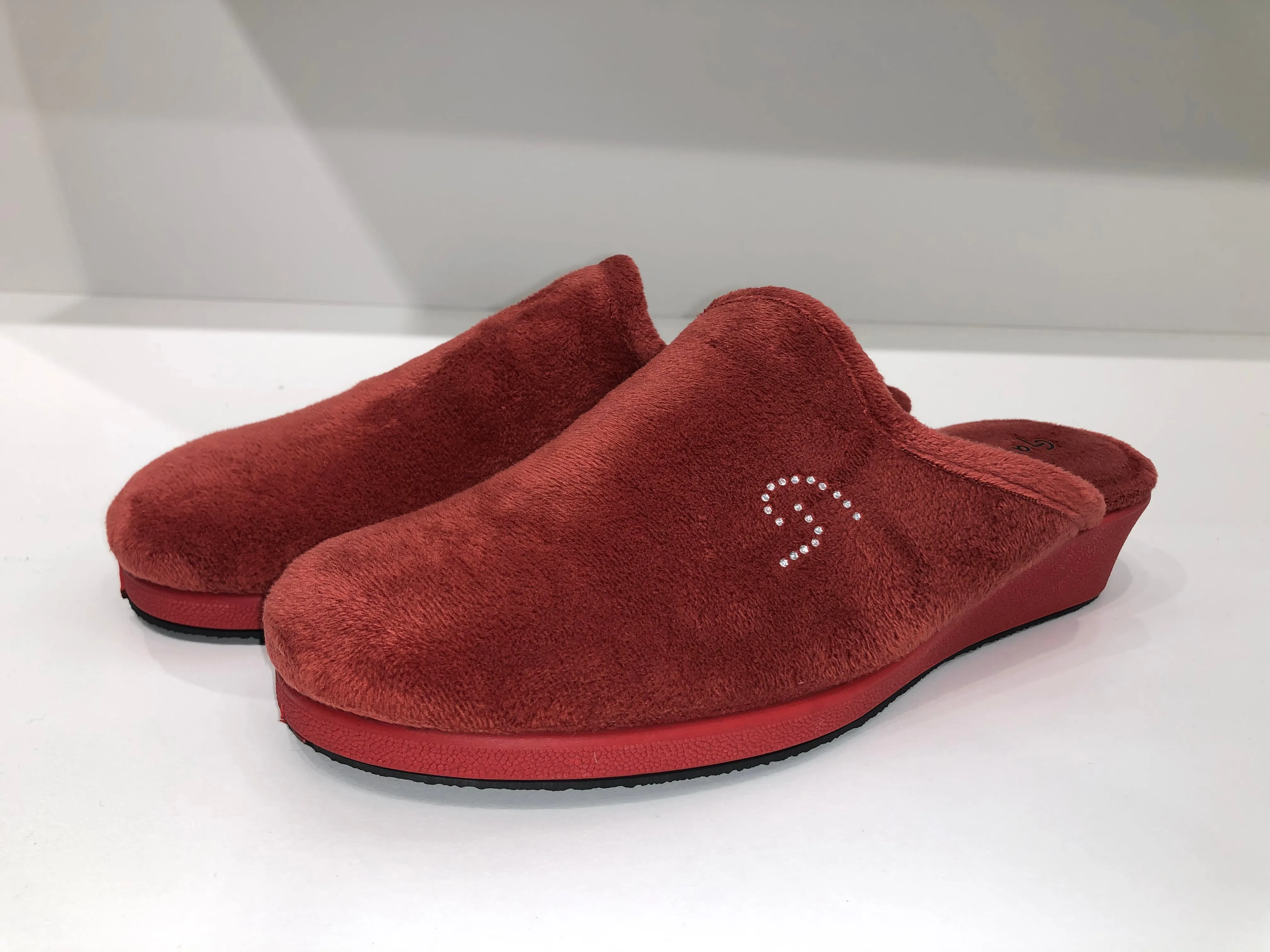 PLUSH RED HAVEN