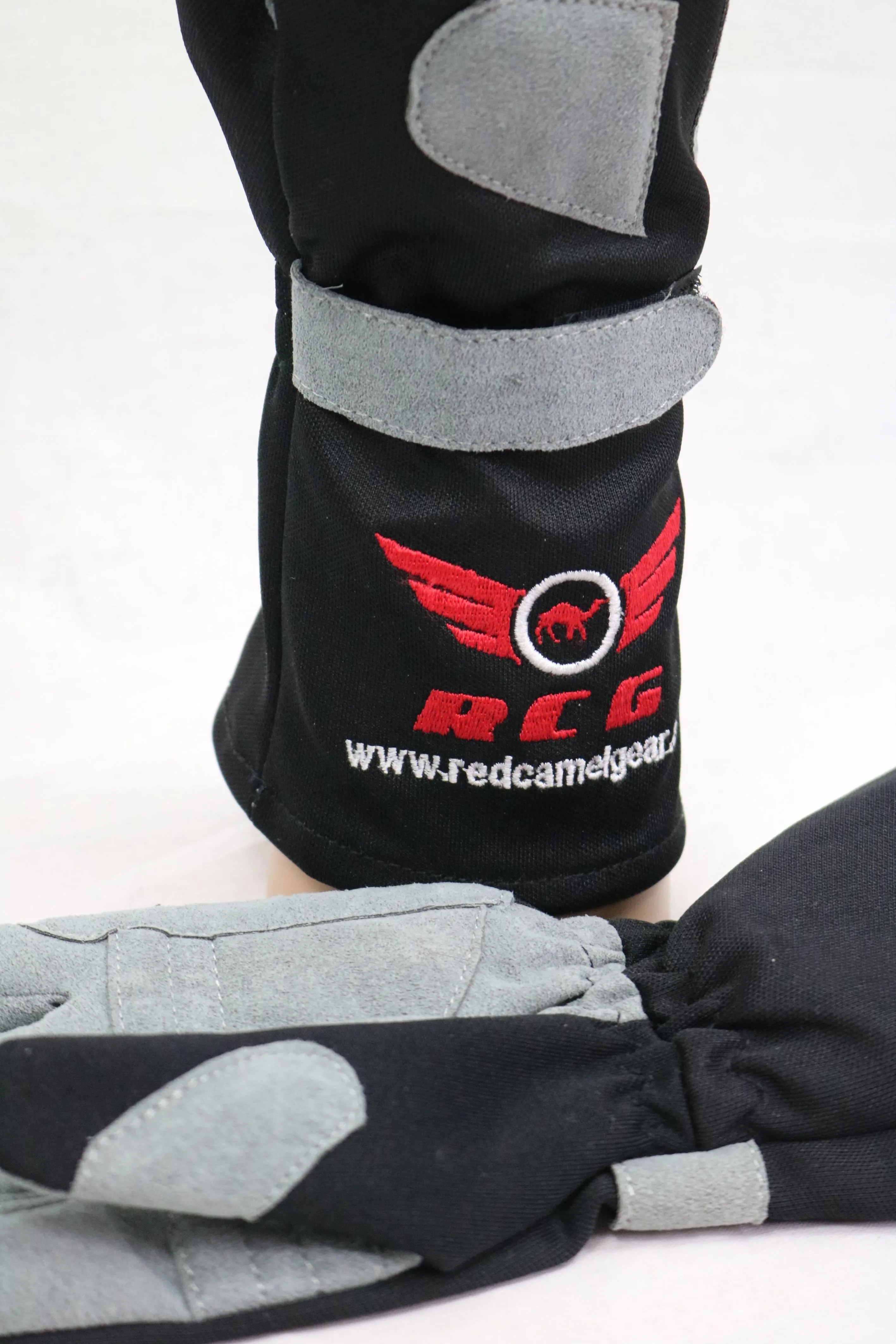 Red Camel Kart Racing Gloves 2018