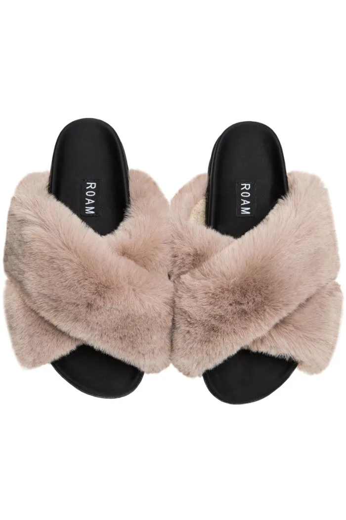 Roam Cloud Slippers