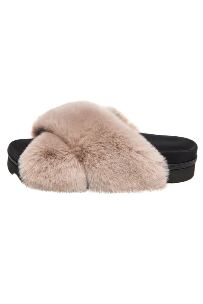Roam Cloud Slippers