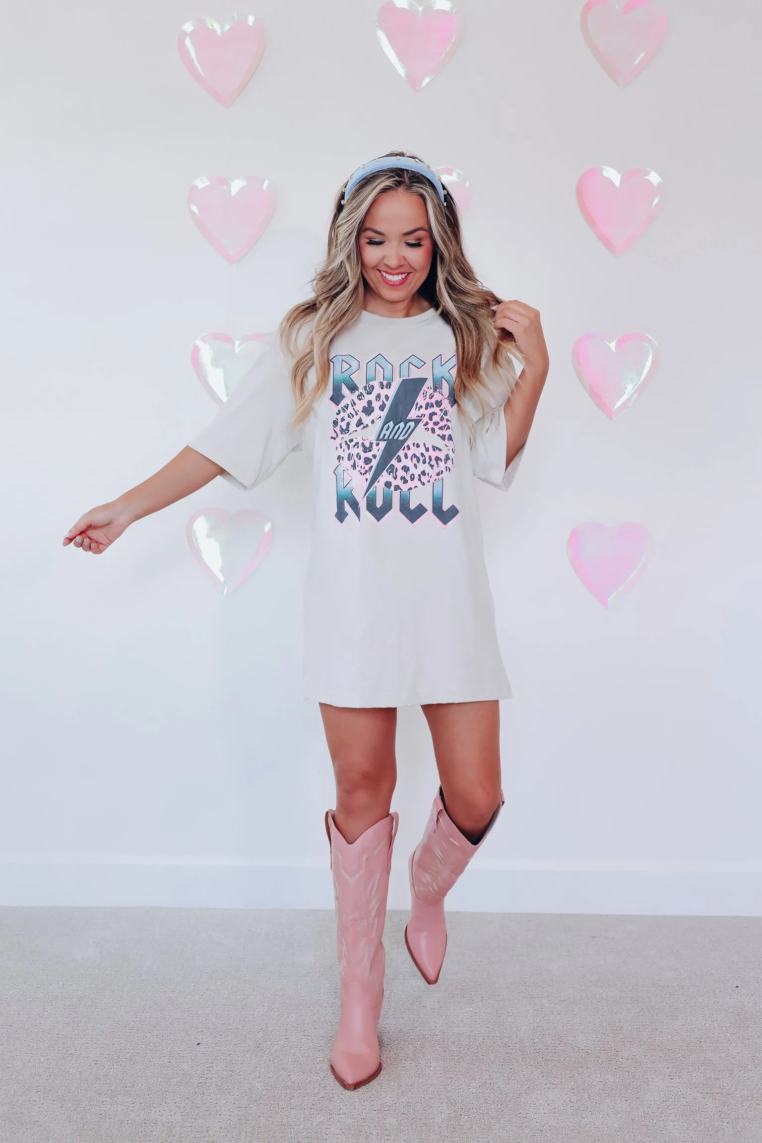 Rock And Roll Lips Graphic Tee - Stone