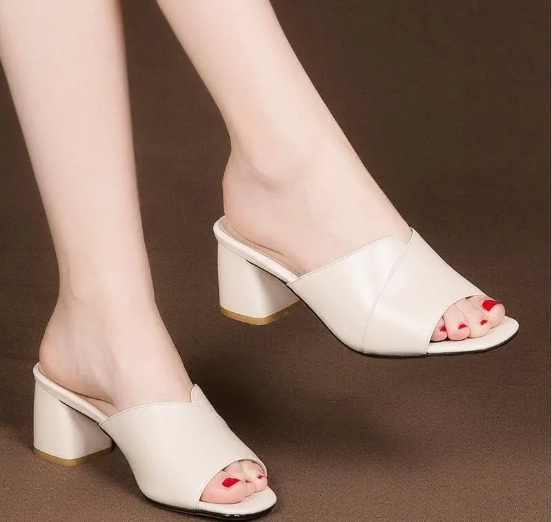 Stylish European Station Ankle Strap Sandals: Soft Leather, Thick Heel, Fashionable