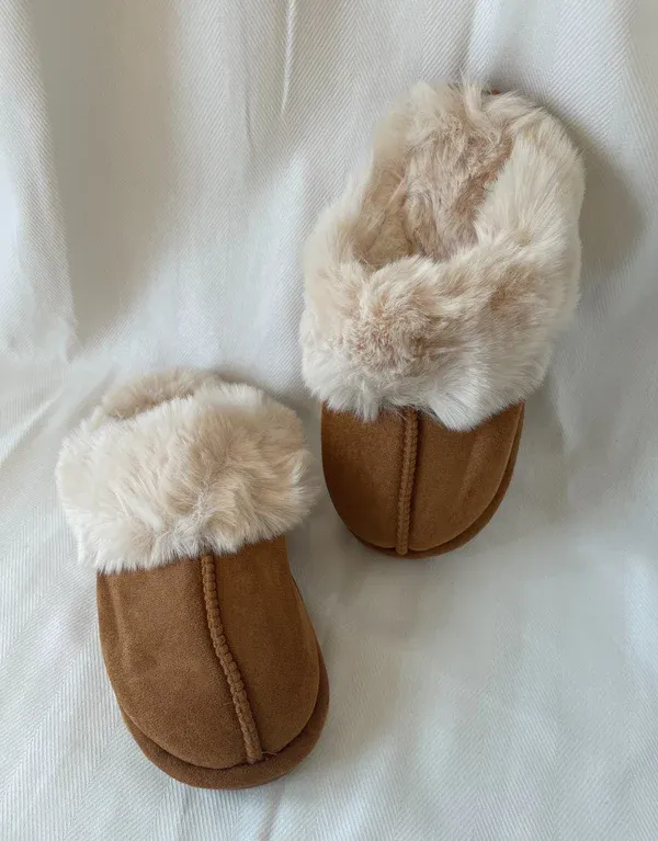 Taylor - Beige Teddy Bear Slippers