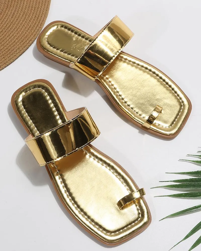 Thin Strap Toe Ring Flip Flops