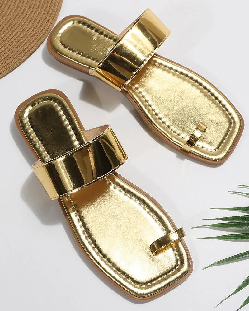 Thin Strap Toe Ring Flip Flops