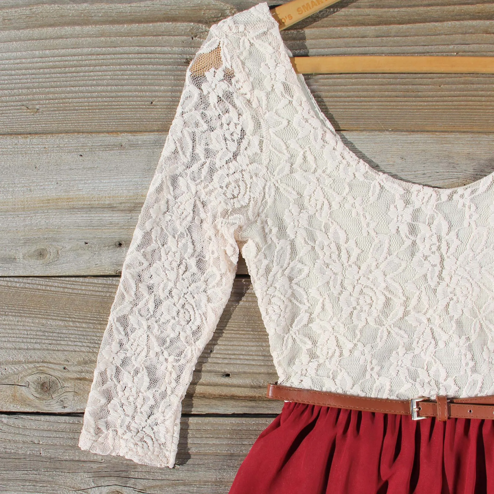 Timber Lace Dress in Burgundy