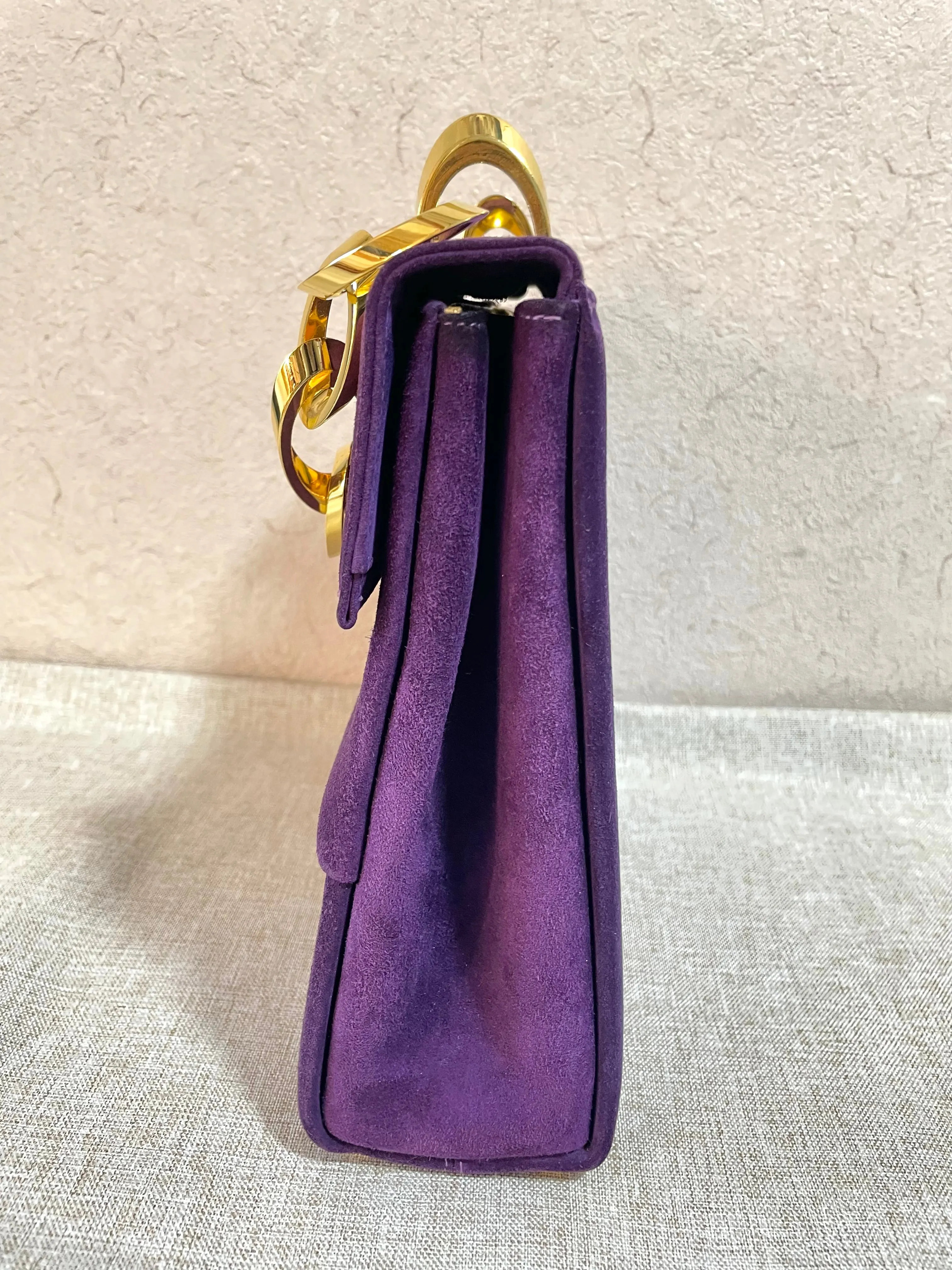 Vintage Salvatore Ferragamo purple suede leather party purse with golden large chain handle. 061217ac1