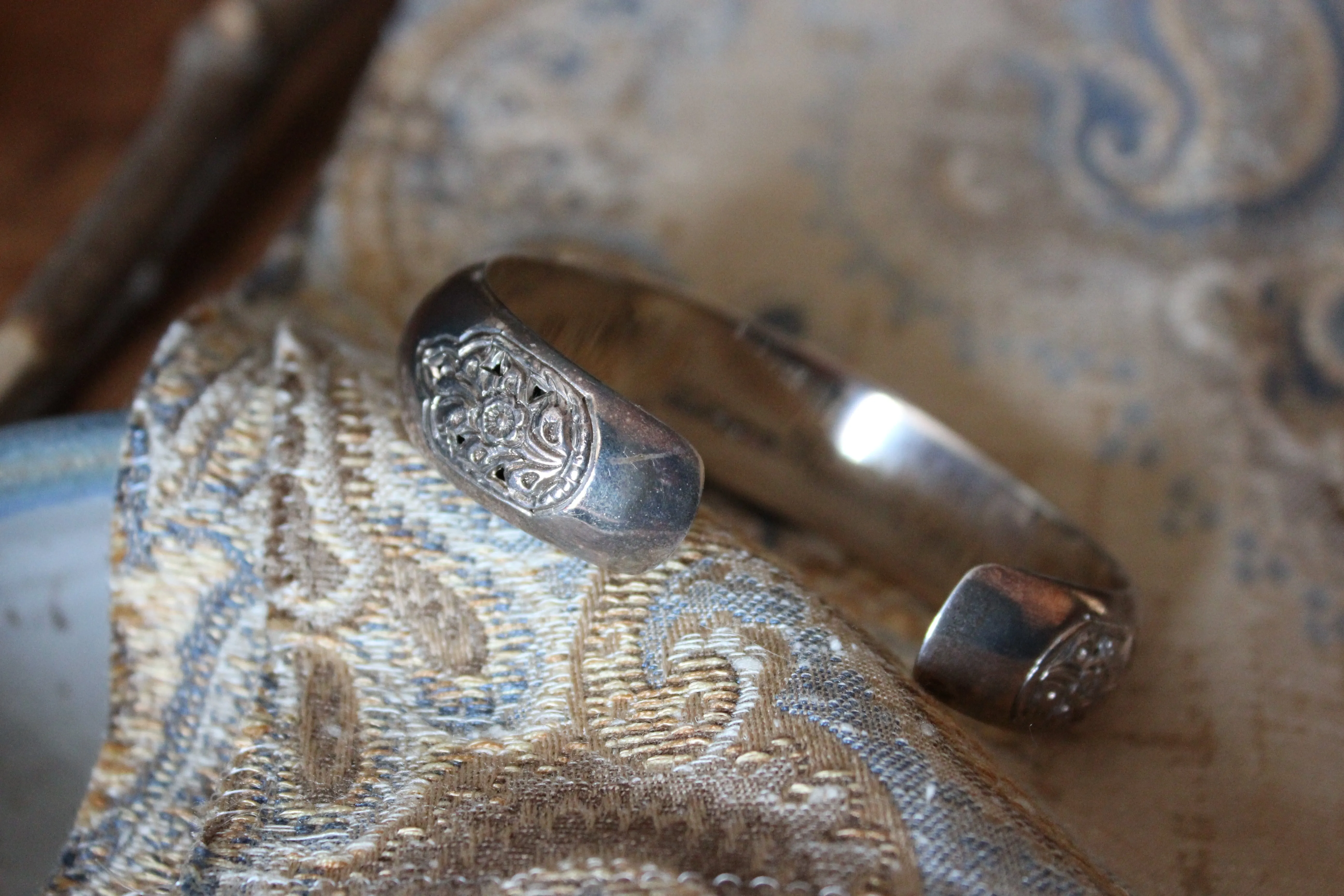 Vintage Sterling Silver Floral Cuff Bracelet.