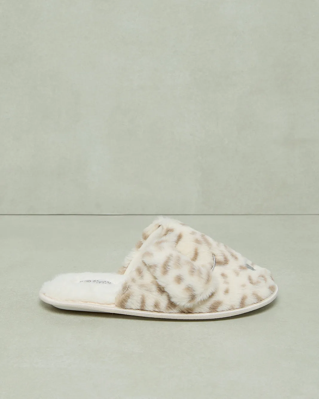 Women Beige Embellished Slipper