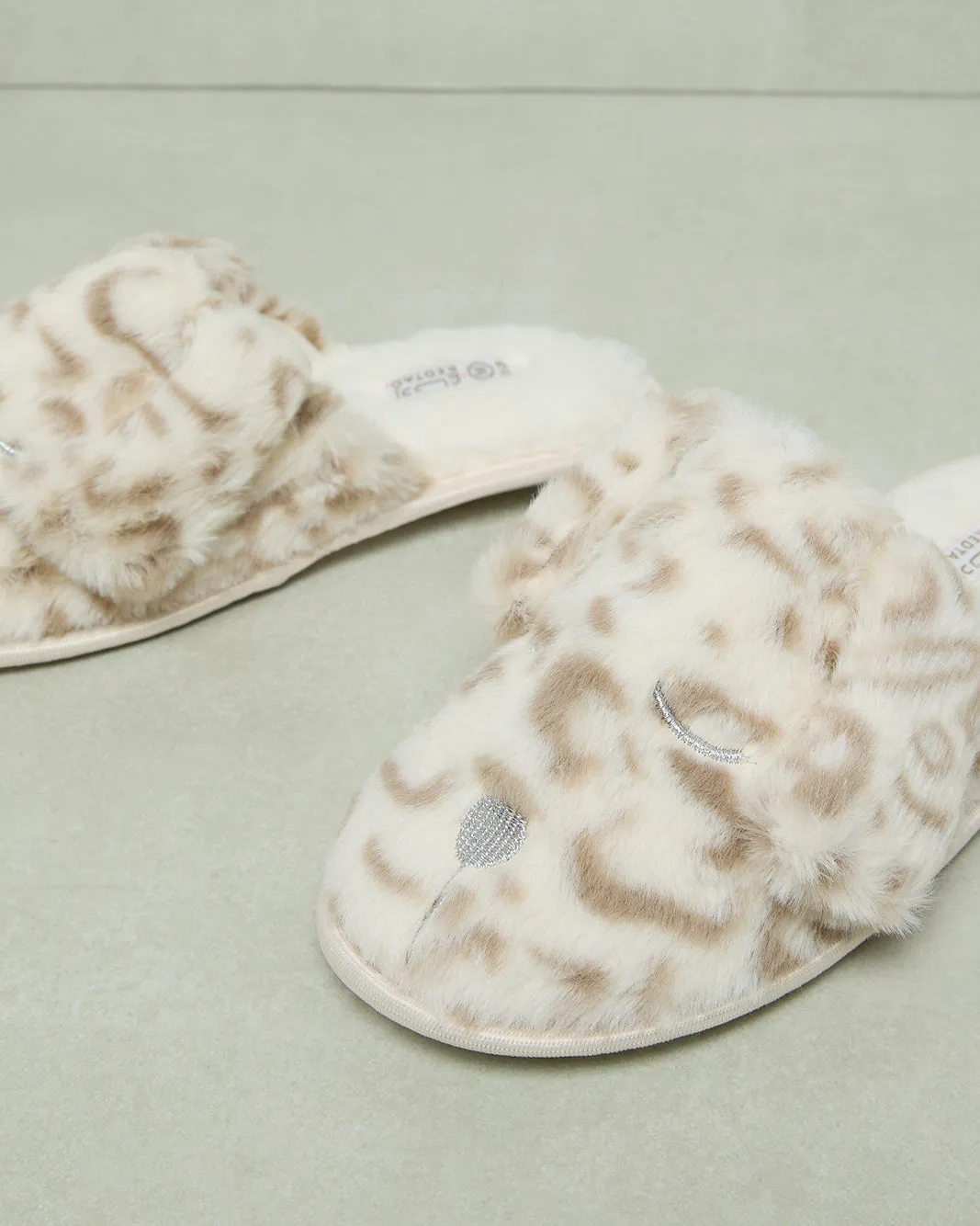 Women Beige Embellished Slipper